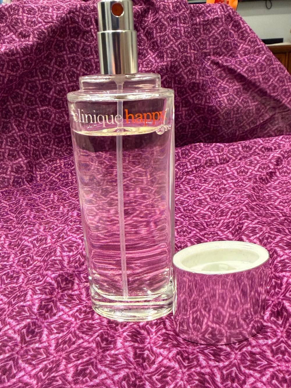 *LIKE NEW*1.7oz*Clinique* Happy